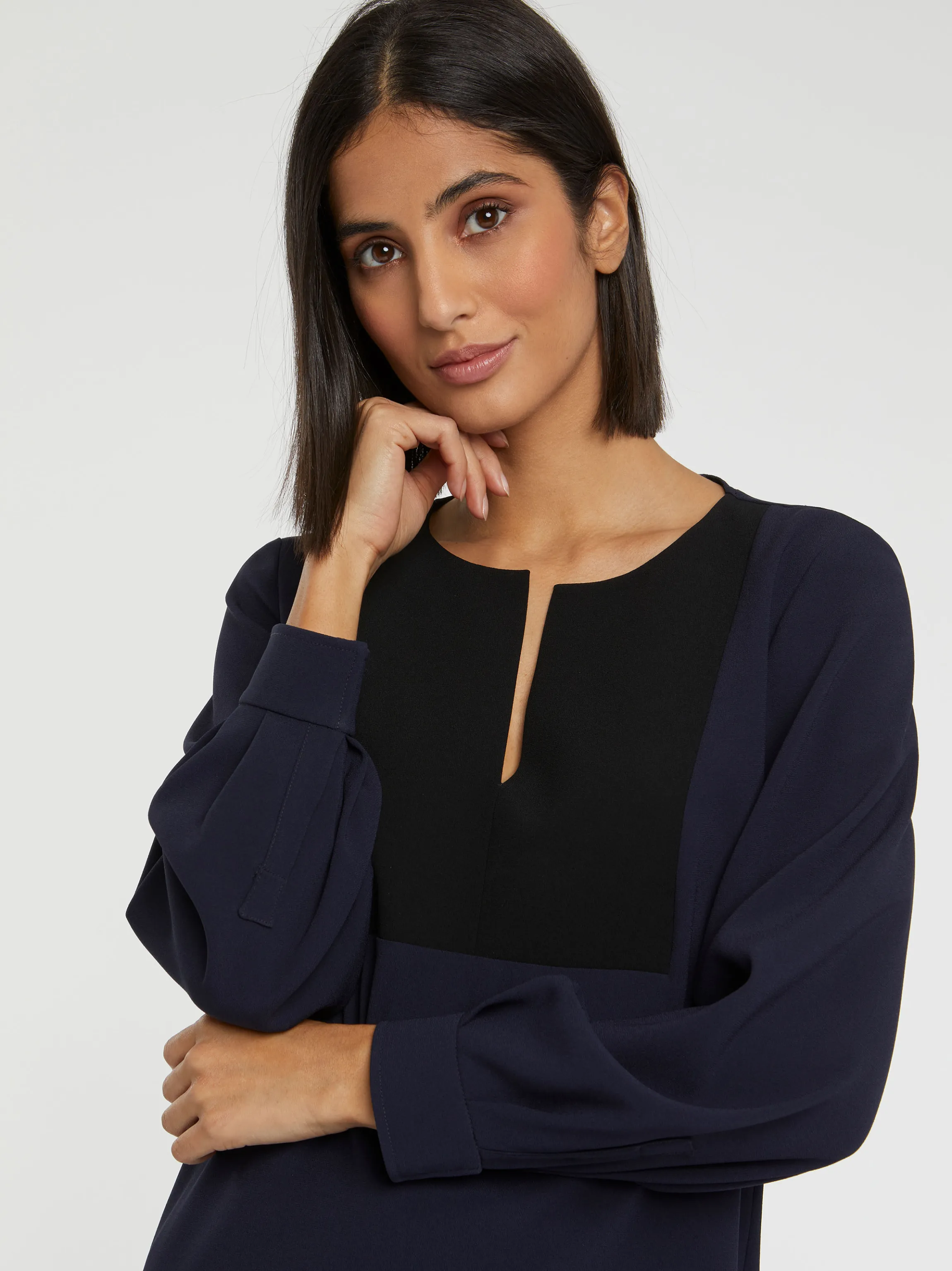 Sale Haut Bicolore En Tissu Crepe Femme Tops